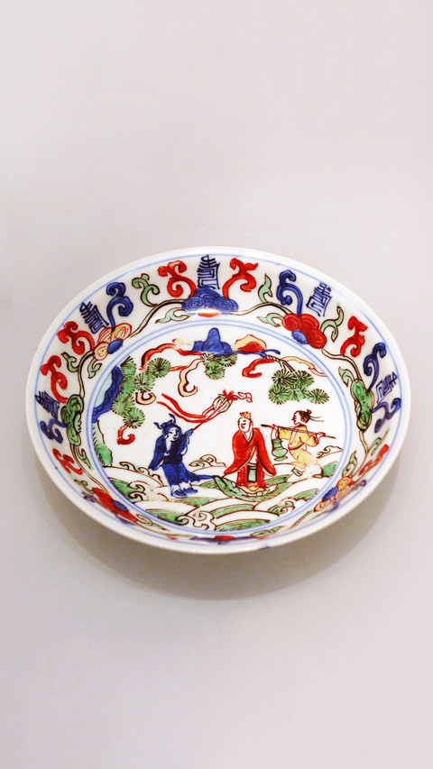 Ming dynasty porcelain screenshot