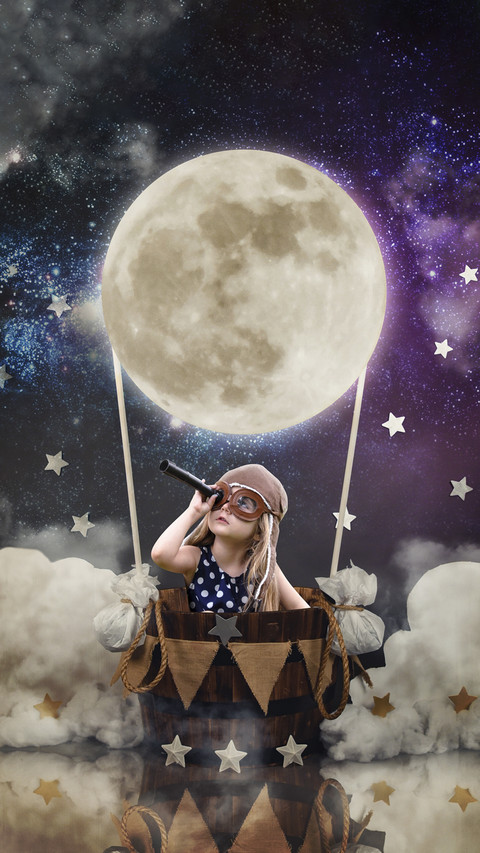 Cute Girl in Moon Balloon screenshot