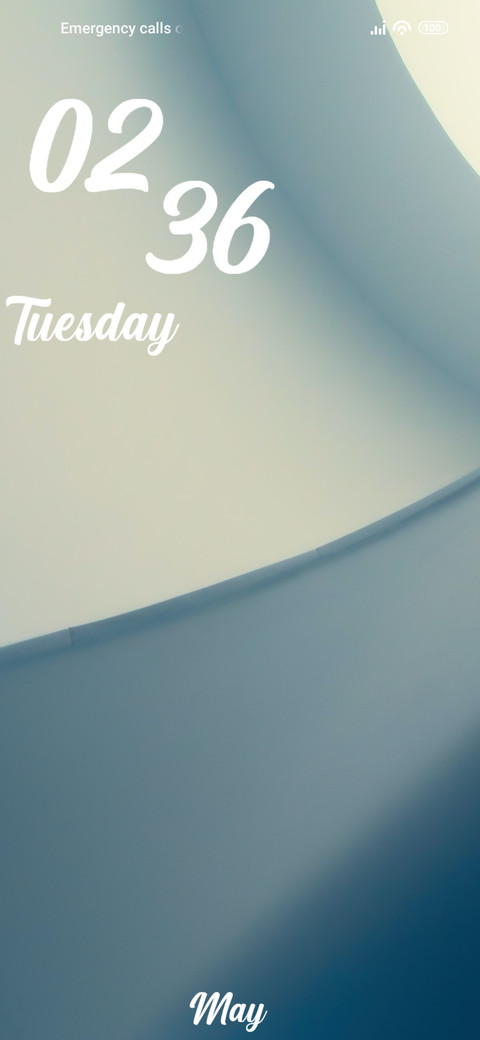 Gray and White screenshot