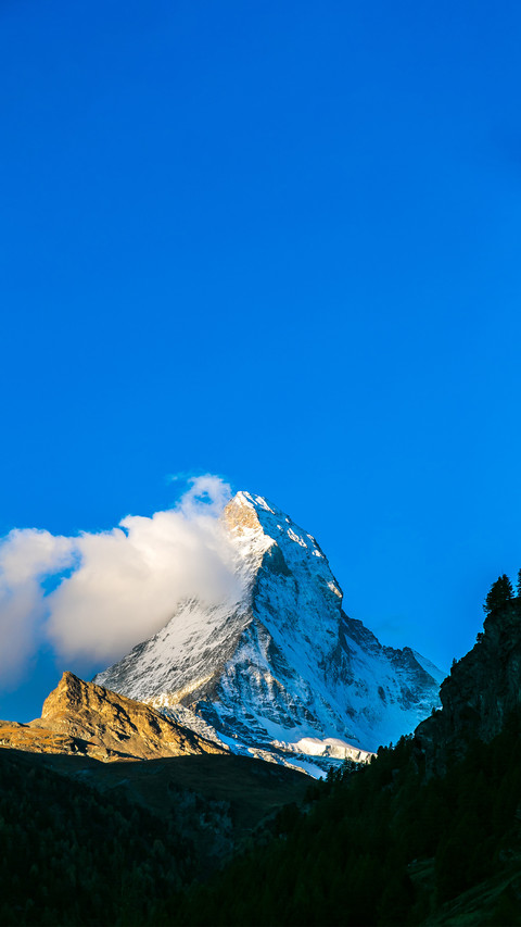 On top of the mountain screenshot