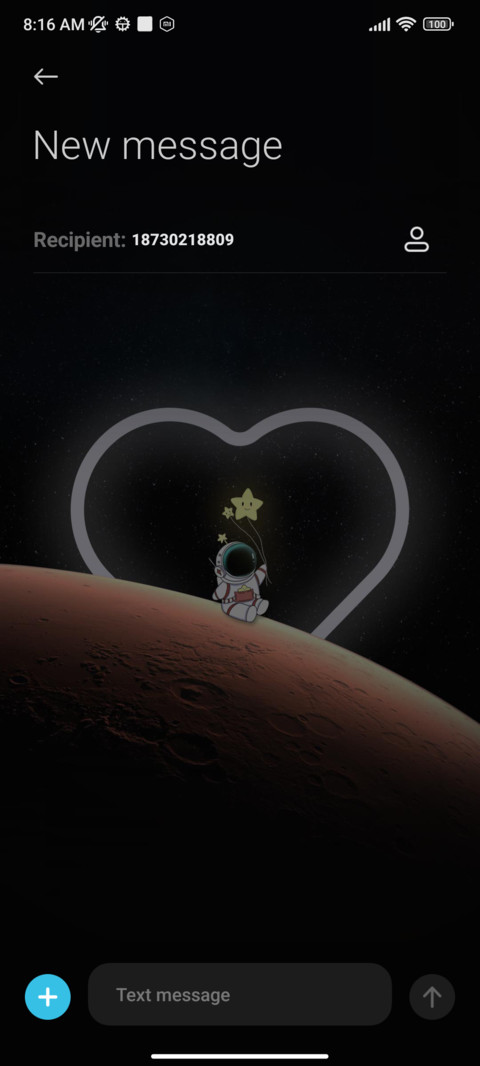Love astronaut screenshot