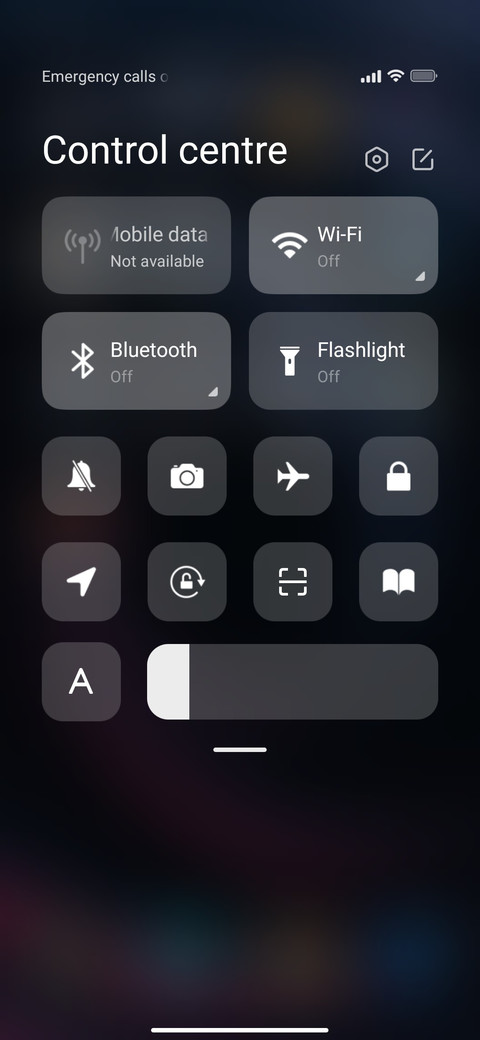 DARK  Phone  screenshot