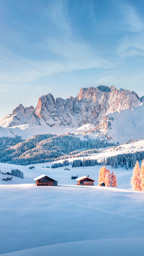 Impressive Winter Scene of Dolomite Alps screenshot