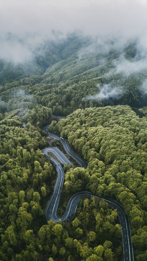 Spiral Mountain Road screenshot