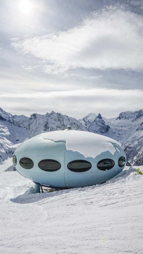 UFO-like House screenshot