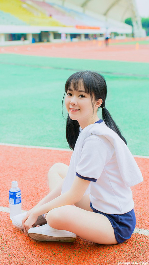 做一个活泼的女生 screenshot