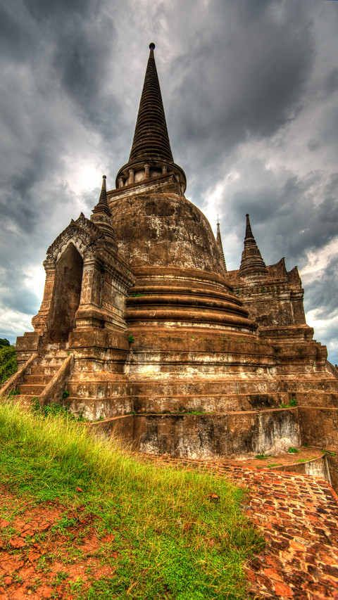 Stupa in ayutthaya screenshot