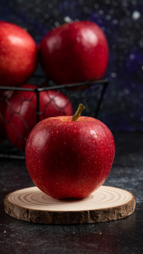 Apple Still Life Photography screenshot