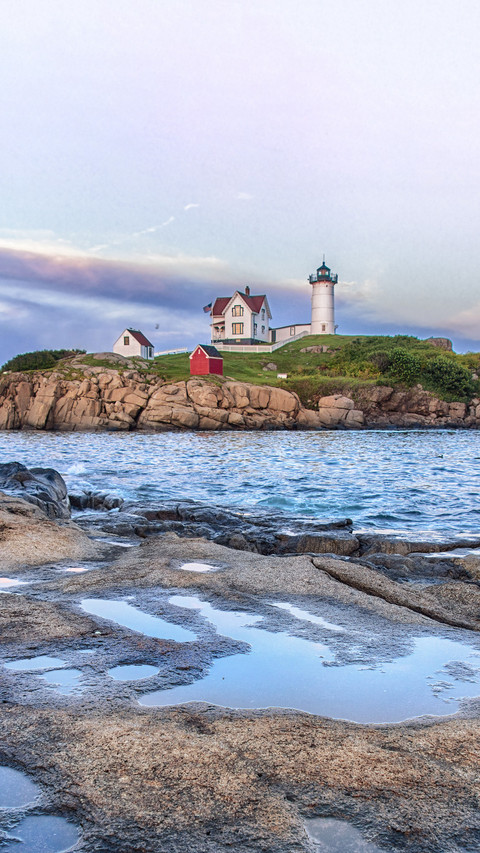 The Nubble Light just after sunset at Cape Neddick Maine screenshot