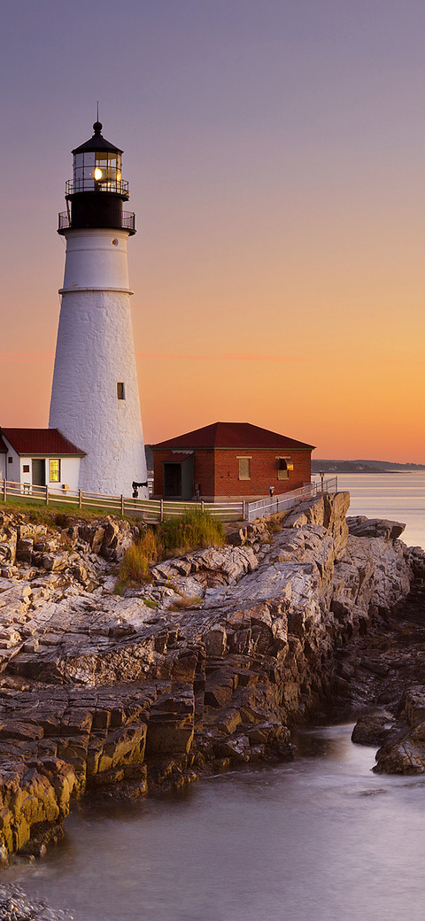 The Lighthouse in the Sunset-PAIXIN screenshot