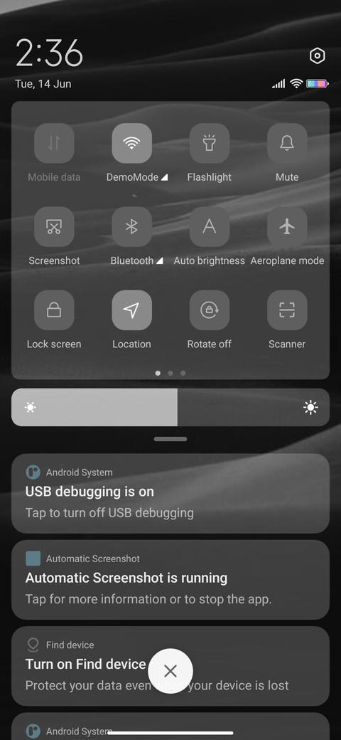 Trendy contrasting screenshot