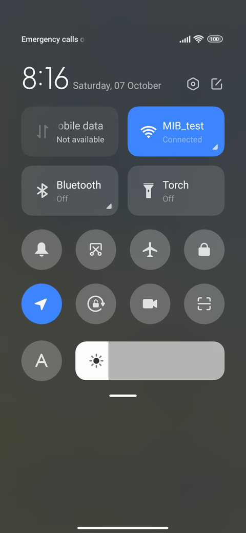 Shark Shake Clock screenshot