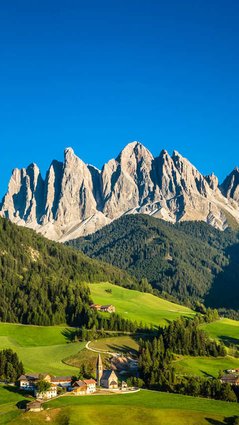 The top of the mountains screenshot