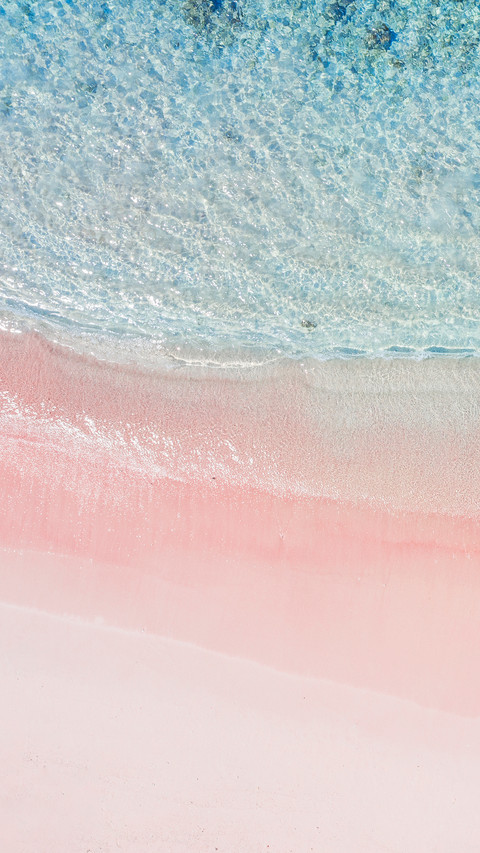 In the sea corner lies a secret realm of pink sand screenshot