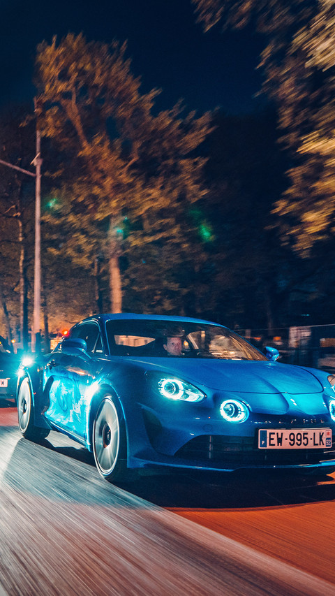 Alpine A110 screenshot