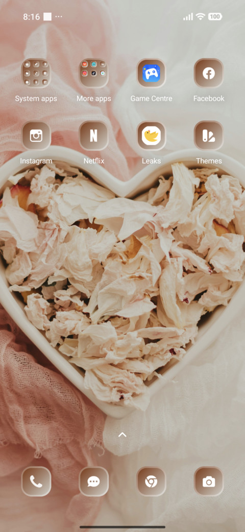 Pink and White screenshot