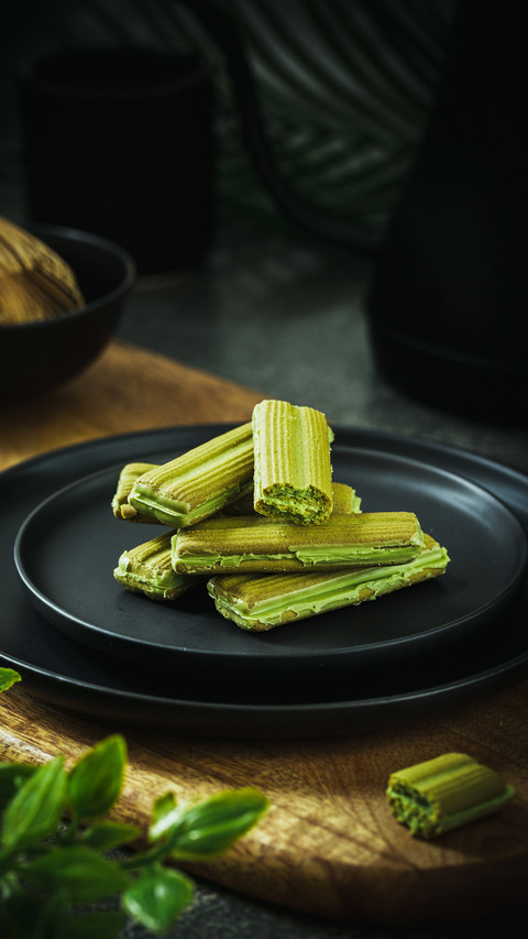 Delicious homemade matcha sandwich cake screenshot