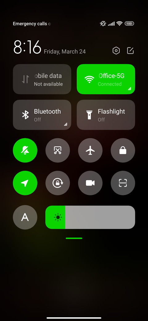 amoled flowers screenshot