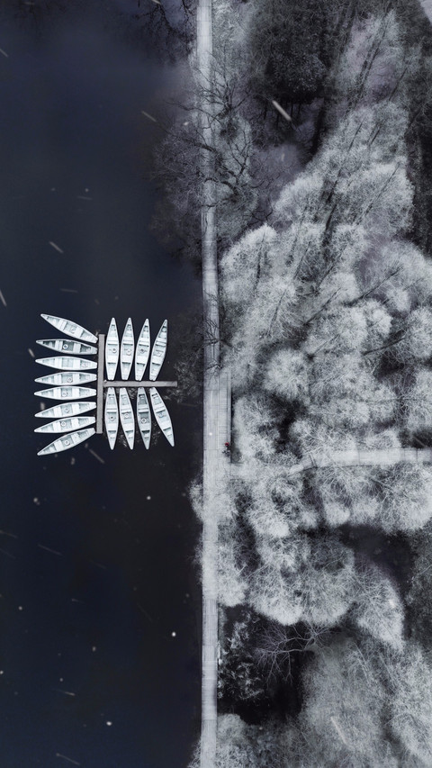 Overlooking the West Lake in HangZhou ©ZhuGanMian screenshot