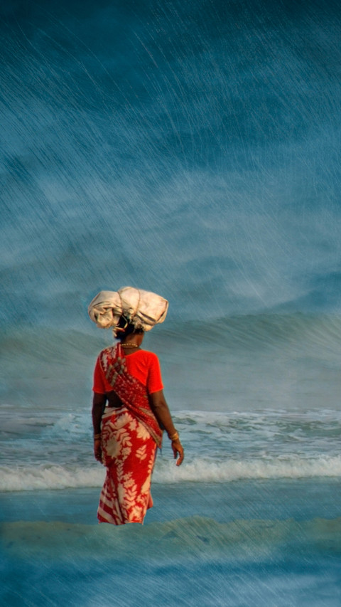 India-Indian woman's back screenshot