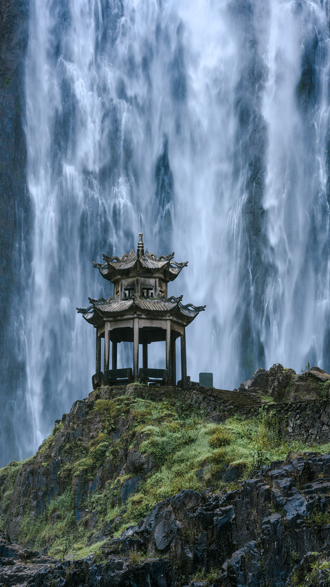 Baizhanghuo waterfall screenshot
