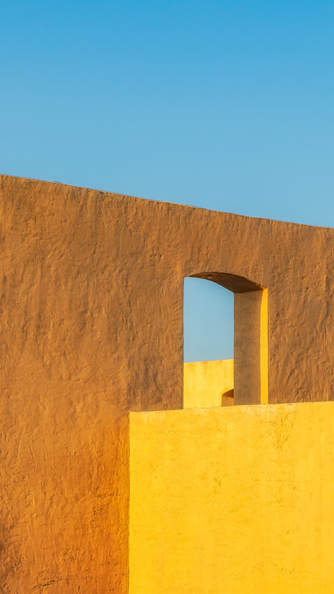 A minimalist style wall screenshot