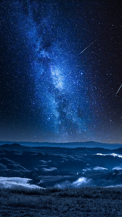 Meteors Across The Sky at Night screenshot