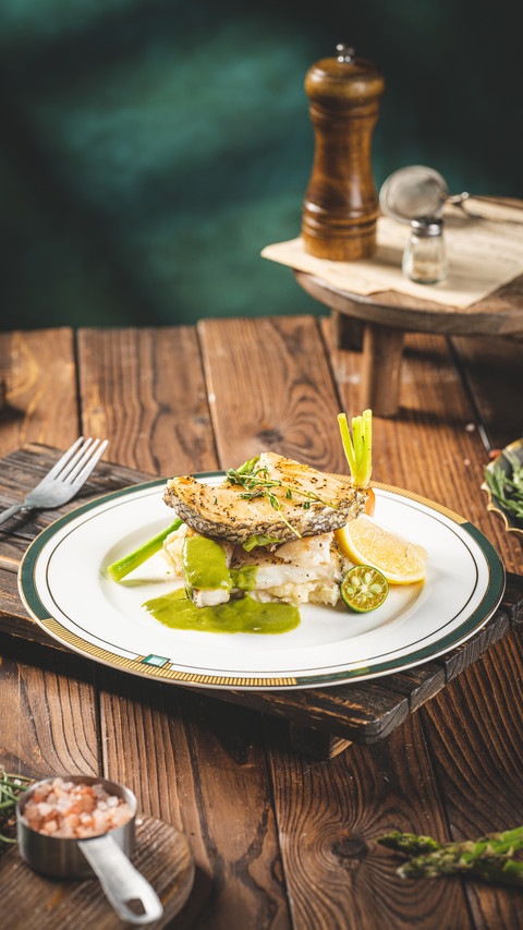 Fried codfish with lemon sauce screenshot