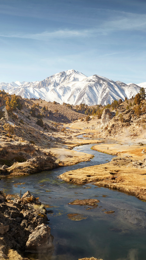 The meandering hot spring river screenshot
