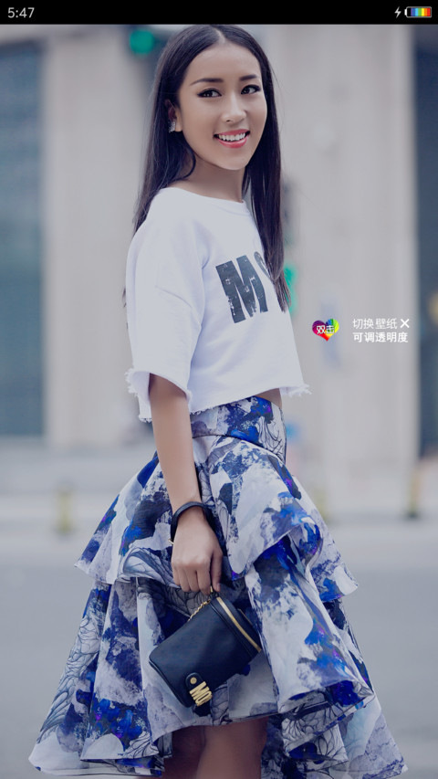 彩色的黑（彩虹电池+多图动感锁屏+多壁纸)“吉克隽逸” screenshot