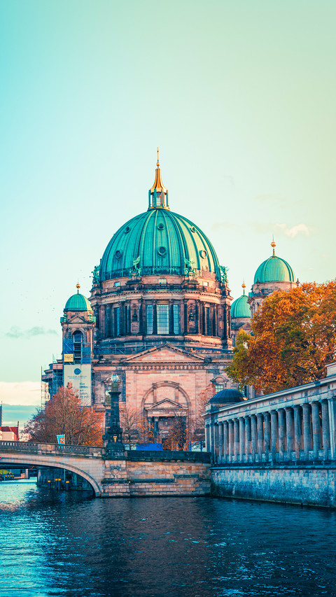 Cathedral of Berlin, during sunset screenshot