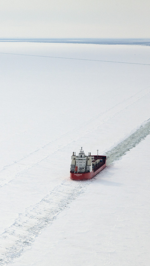 Ice-breaker Ship screenshot