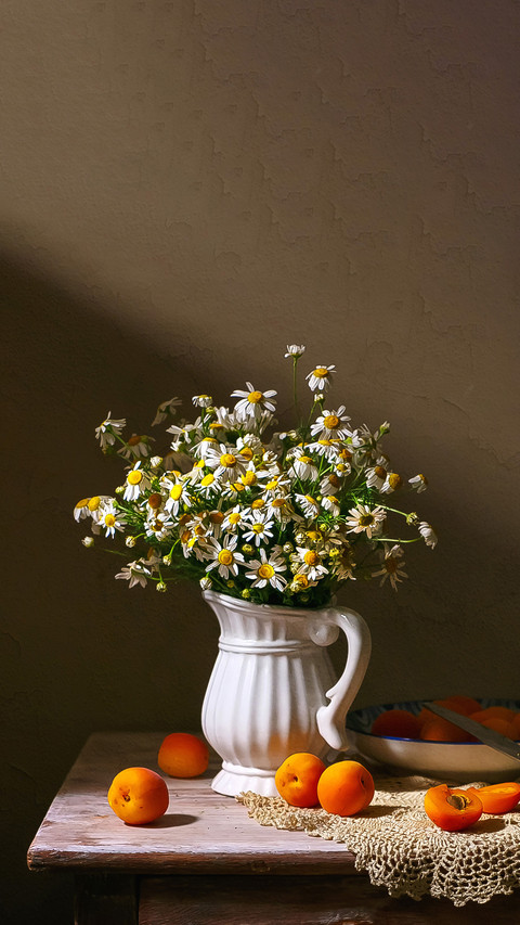 Still life with flowers and fruit screenshot