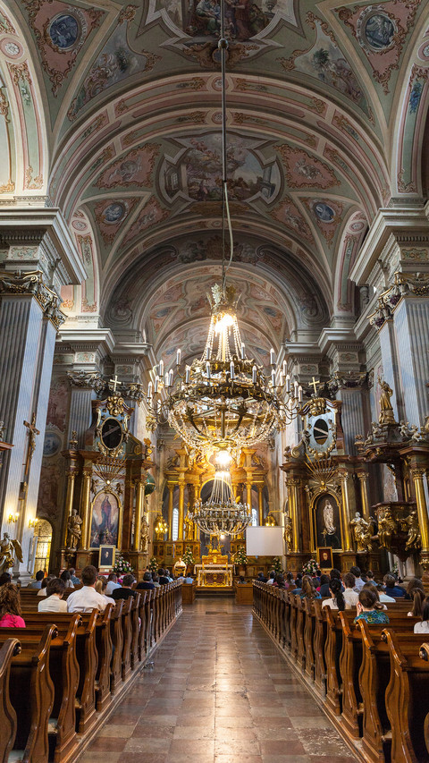 Magnificent church screenshot