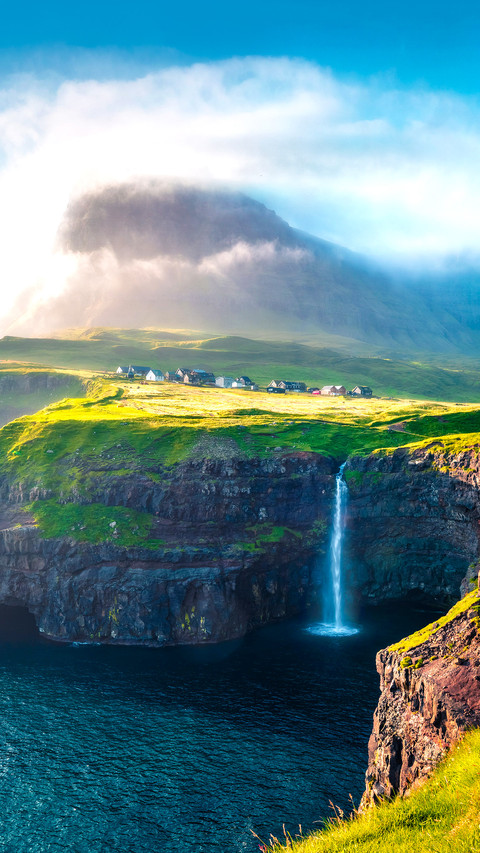 Gorgeous morning scene of Mulafossur Waterfall screenshot