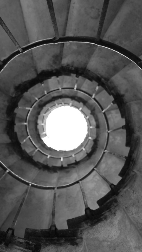 Top view of italian spiral staircase screenshot