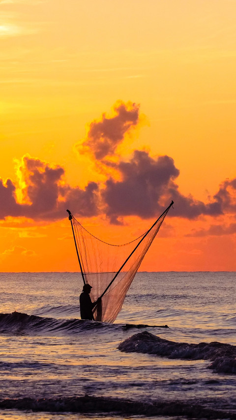 Evening Fisherman screenshot