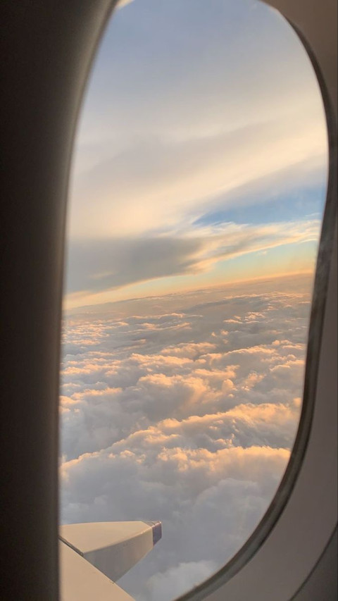 Scenery outside the airplane window screenshot