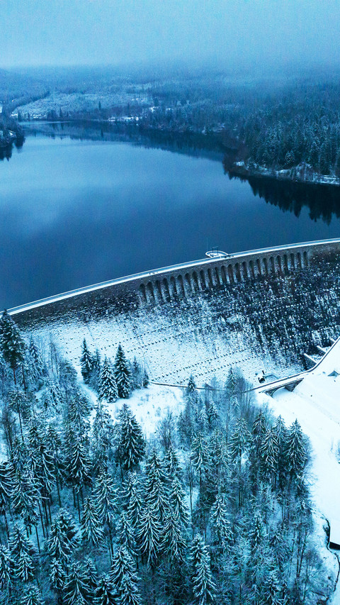 Snow white dam screenshot