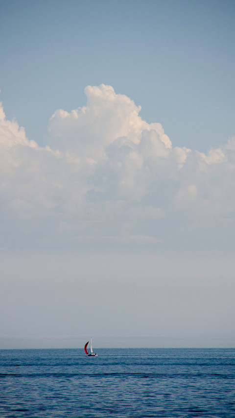 Sail sails on Lake Baikal screenshot