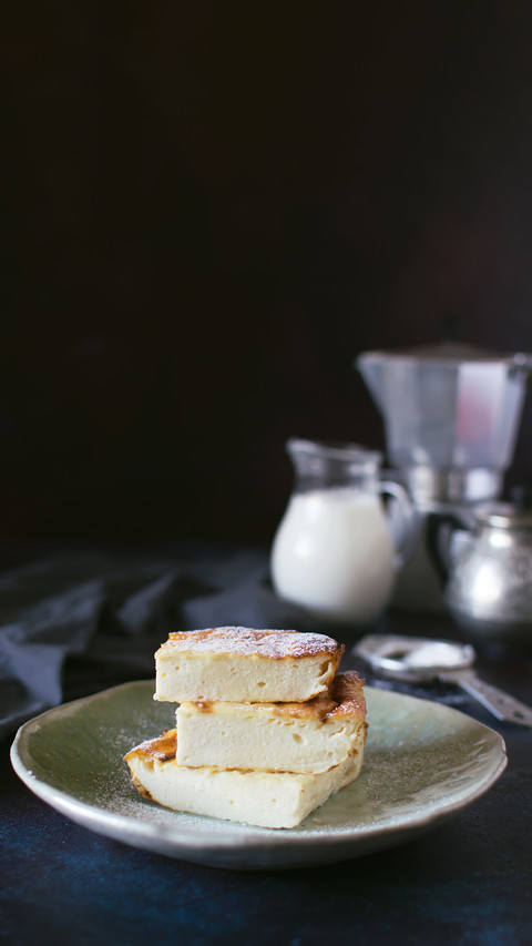 Cottage cheese casserole, cut into pieces on a plate screenshot