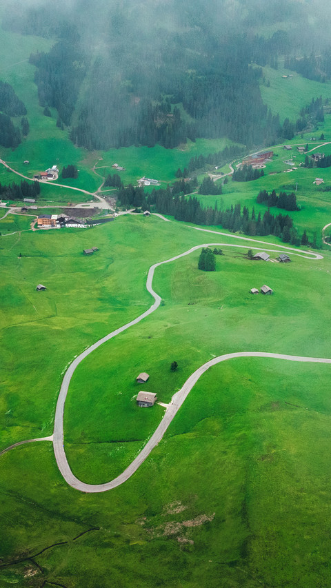 Summer dolomites screenshot