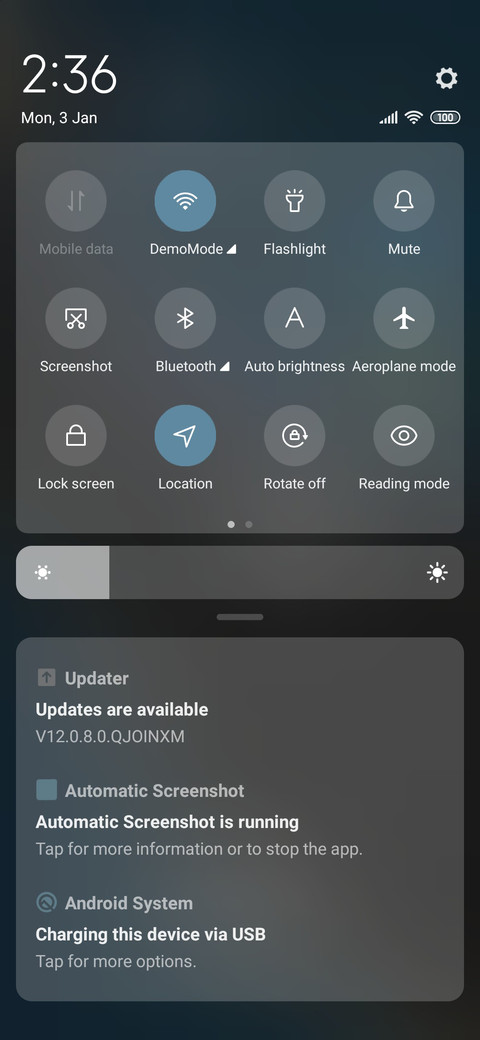 Black gold clock screenshot