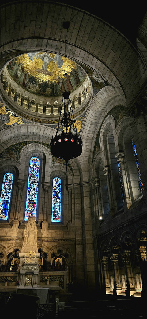 cathedral chandelier.jpg screenshot