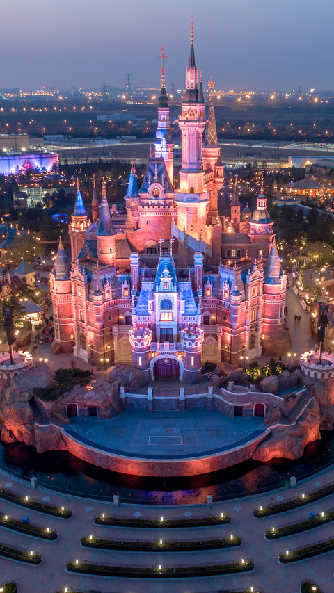 Secret of Disneyland Employees 0 screenshot