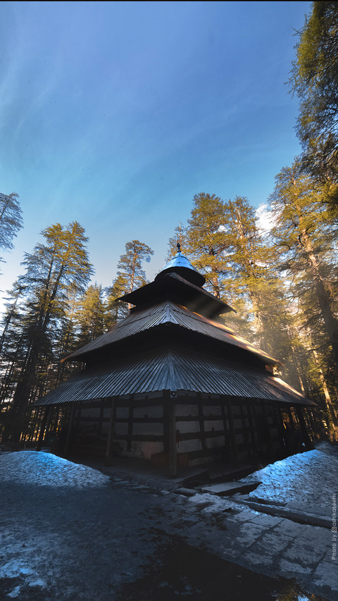 Hidimba Temple, Himachal, India screenshot