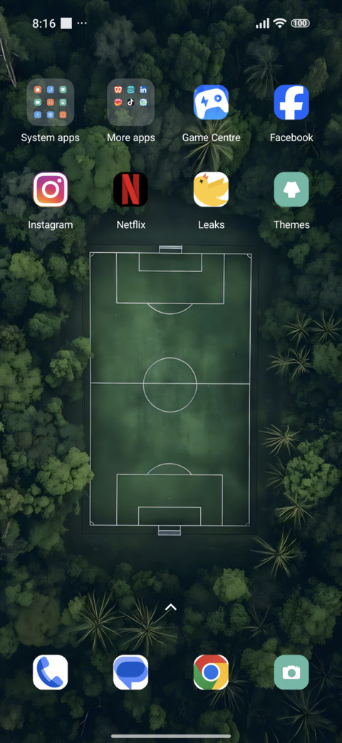 Green Soccer Field screenshot
