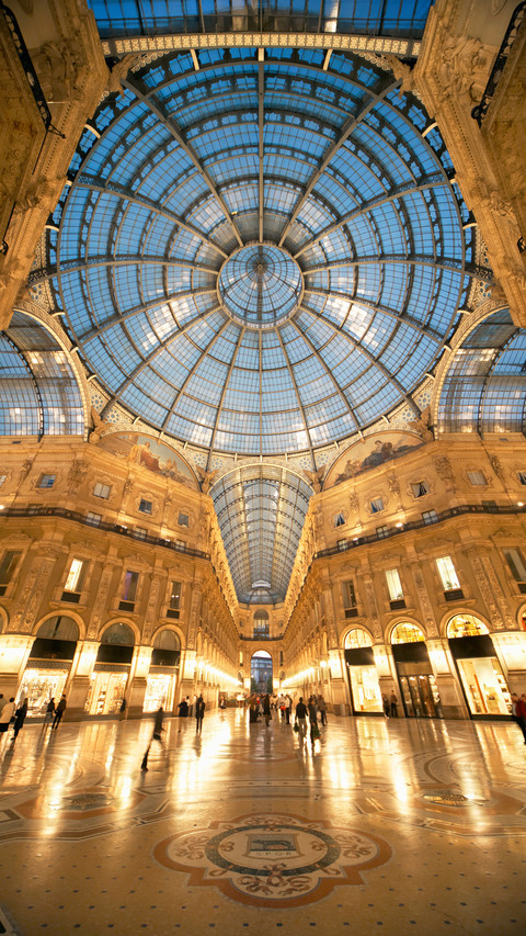 Chinas three bounces enter milan city screenshot