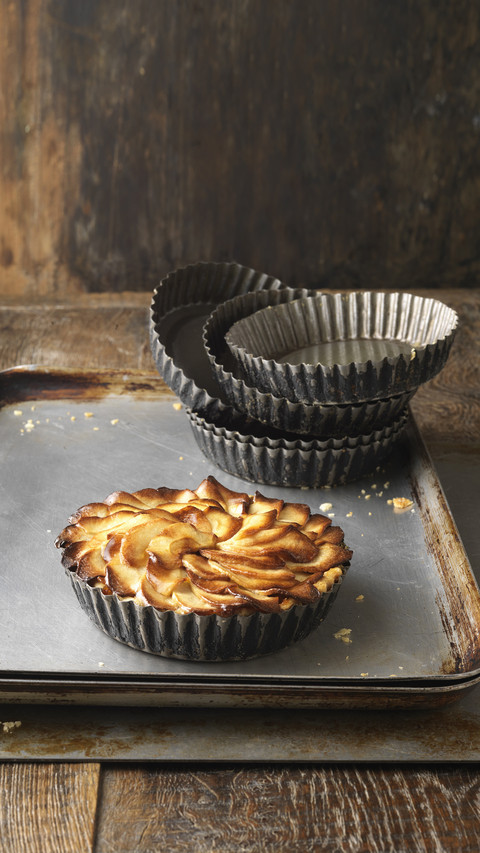 Tray of apple tart screenshot
