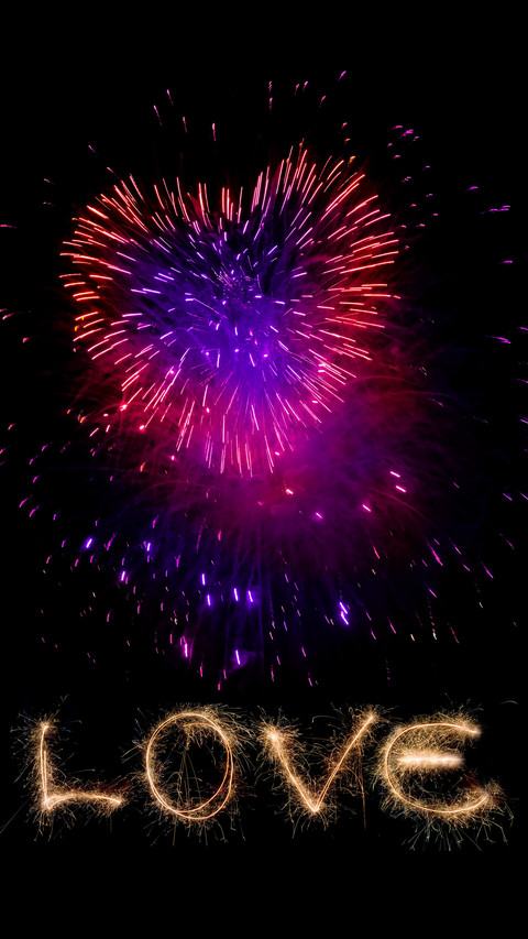 Fireworks towards the stars screenshot